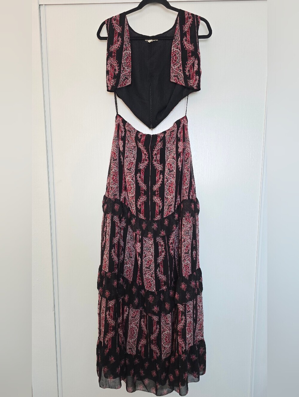 Avec Les Filles - Bohemian Paisley Tiered 2-Piece Open Vest & Maxi Skirt Set